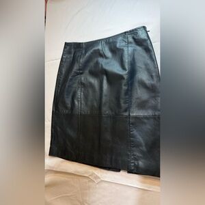 Harve Benard Black Leather Pencil Skirt